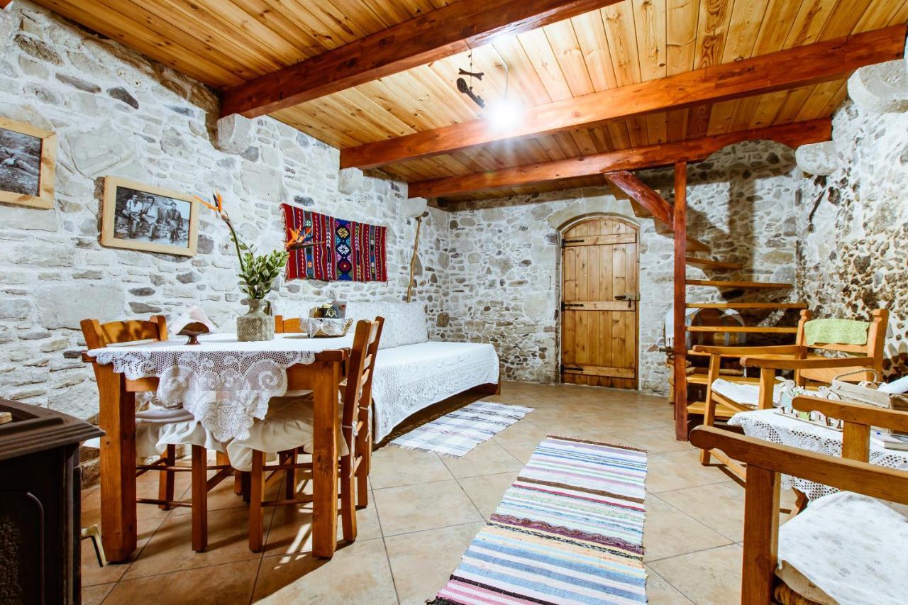 Villa Spitaki Kaloudhianá Exterior foto